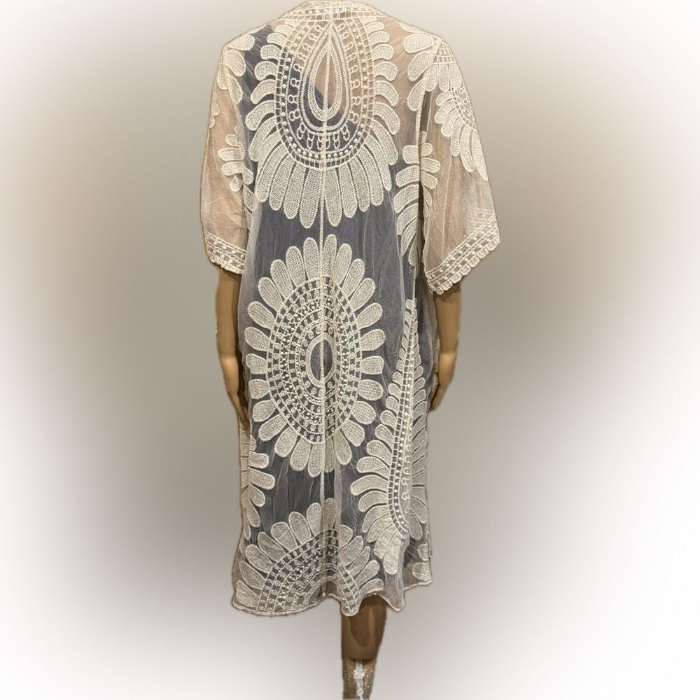 Rebellion Again White Summer Boho Giant Floral Lace Swim Coverup Sz S - Picture 7 of 8